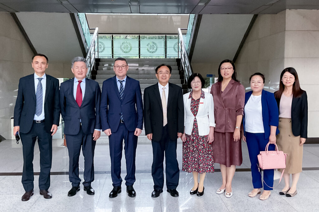 Рабочий визит директора КИСИ в Китай: развитие отношений Казахстана и Китая в фокусе встреч и обсуждений