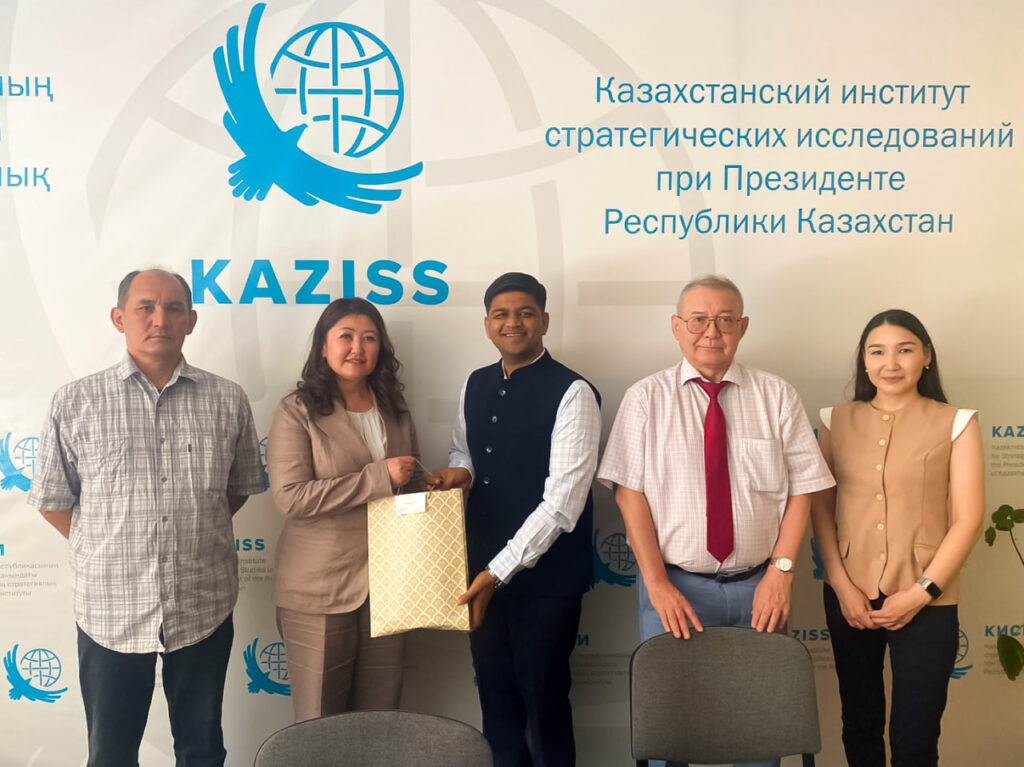 В Представительстве КИСИ в Алматы состоялась встреча с Консулом Индии