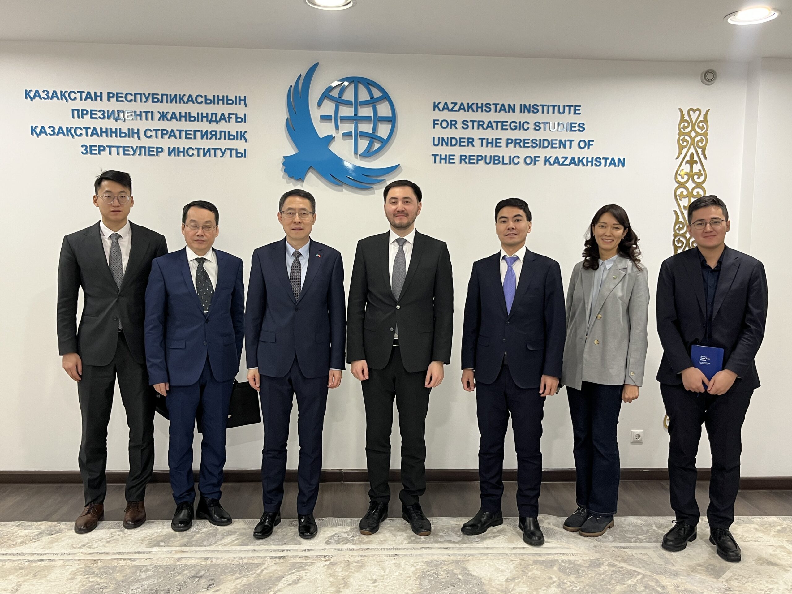 The Director of KazISS met with the Ambassador of the PRC - KAZAKHSTAN ...